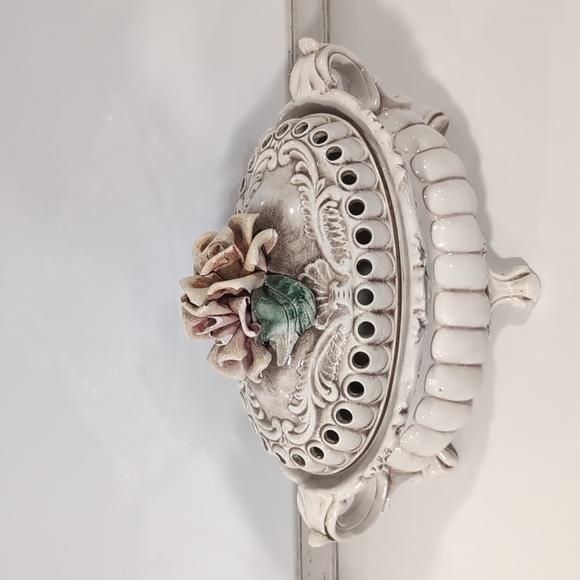 LARGE VINTAGE CAPODIMONTE PORCELAIN SOUP TUREEN BEAUTIFUL - Picture 5 of 16